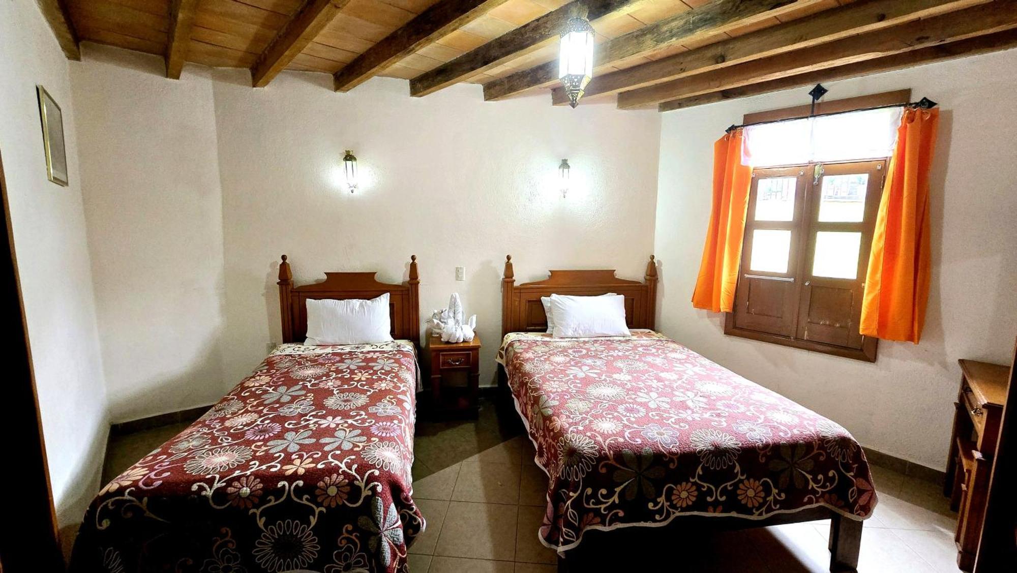 Hotel Plaza Baratillo Guanajuato Exterior photo