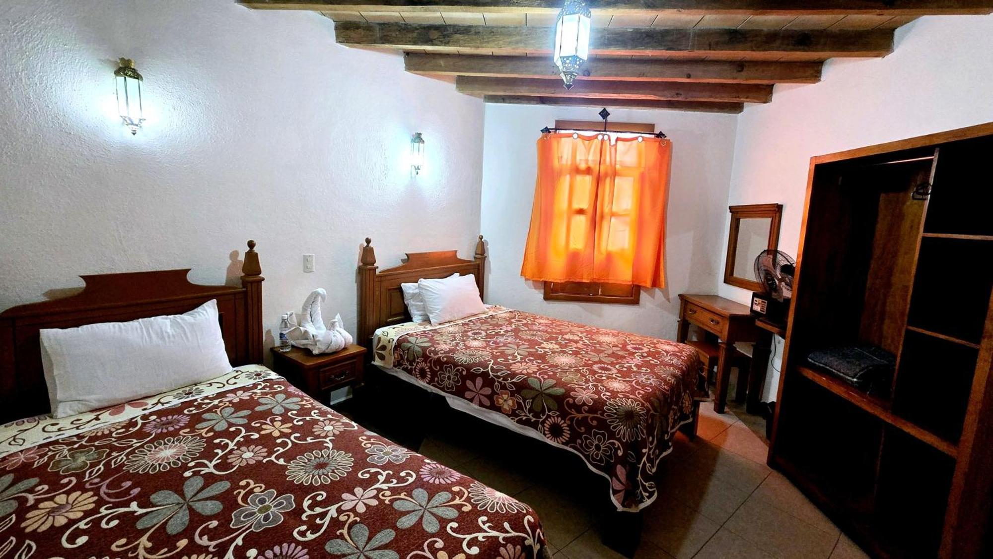 Hotel Plaza Baratillo Guanajuato Exterior photo